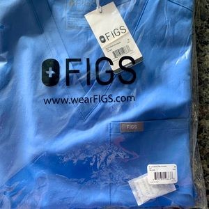 FIGS CEIl BLUE SIZE SMALL CEIL BLUE TOP
